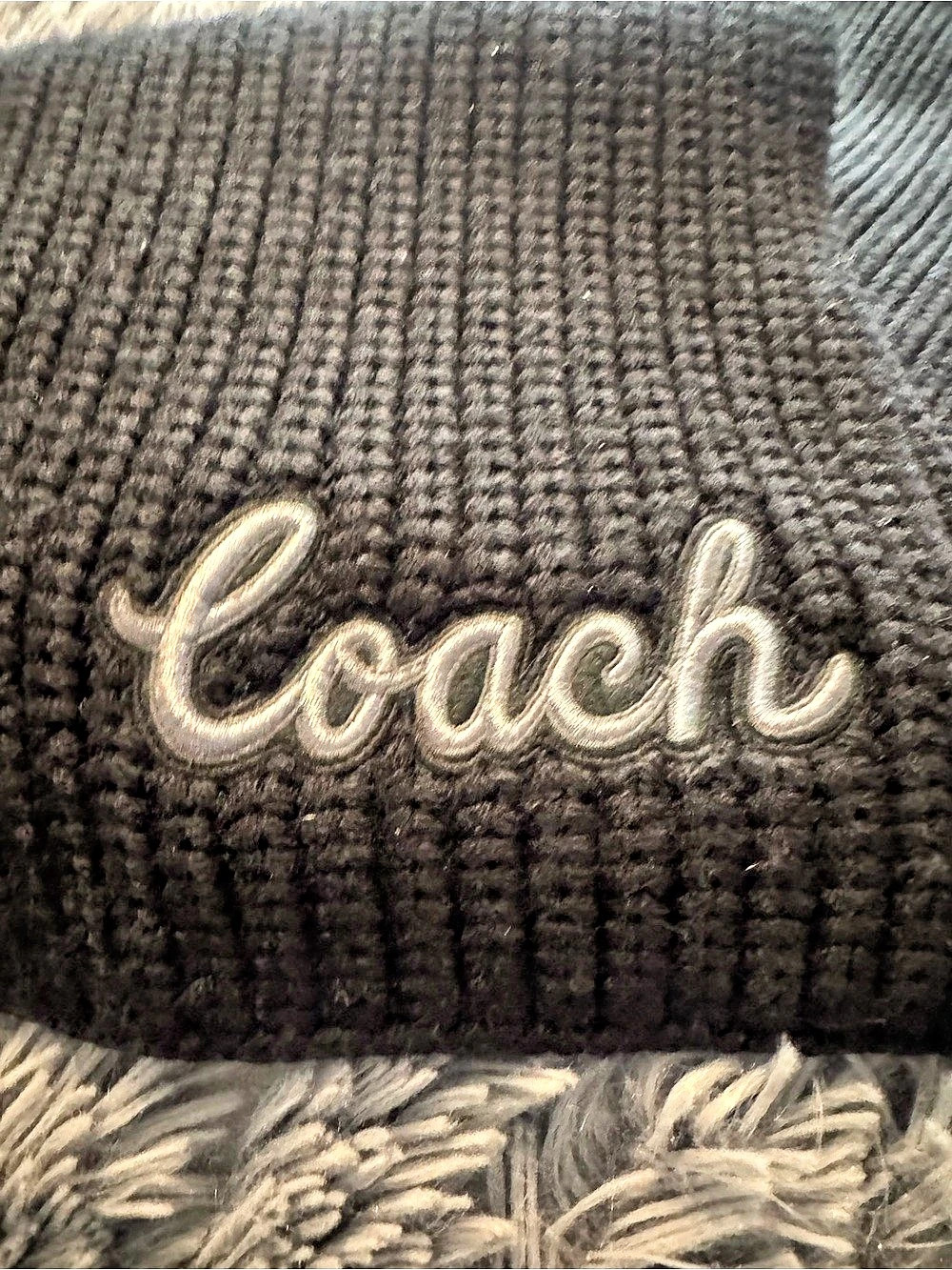 Coach Ribbed Script Logo Scarf Black Style 79816 - Picture 4 of 5